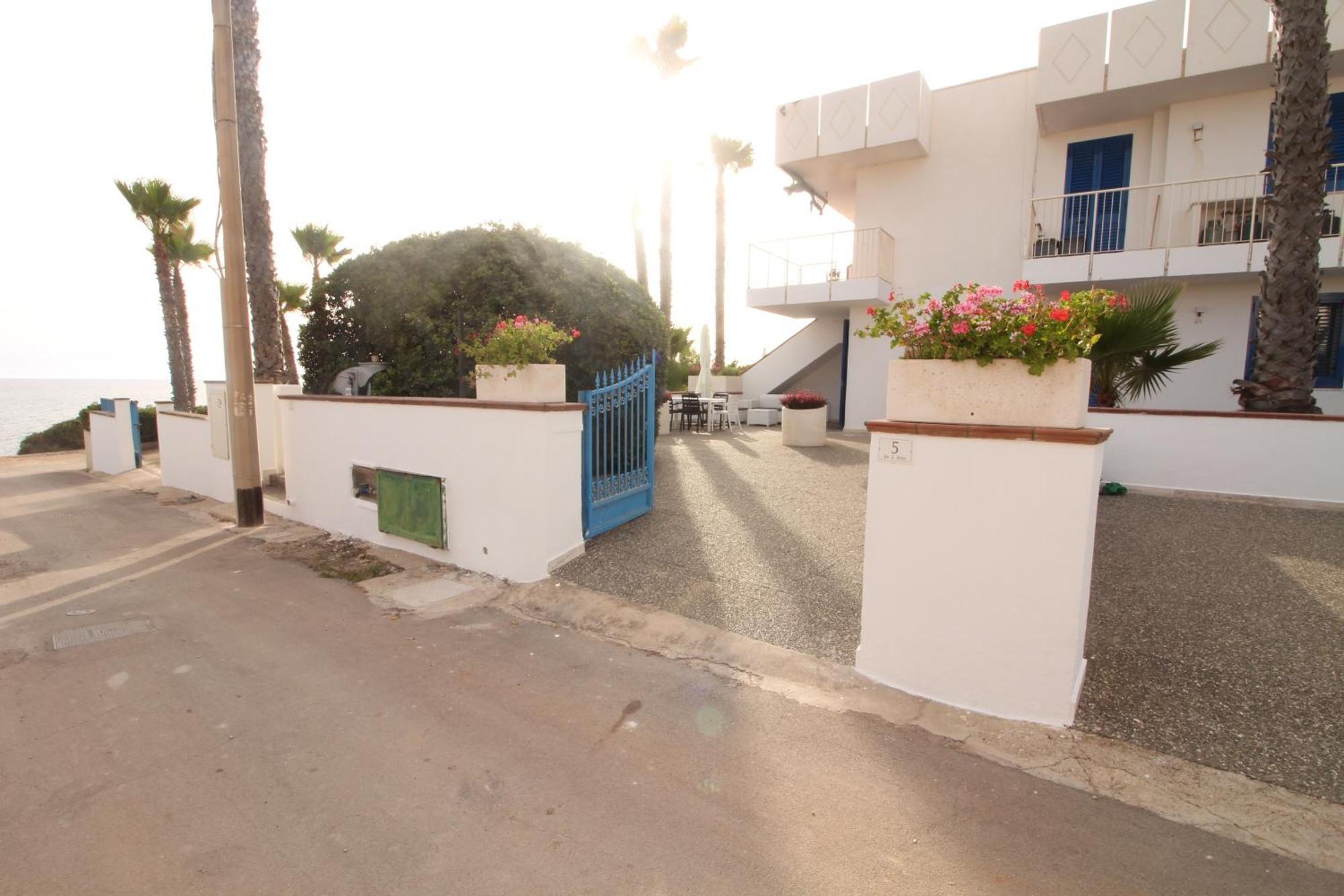 Residence Mare Azzurro Torre San Giovanni Exterior foto