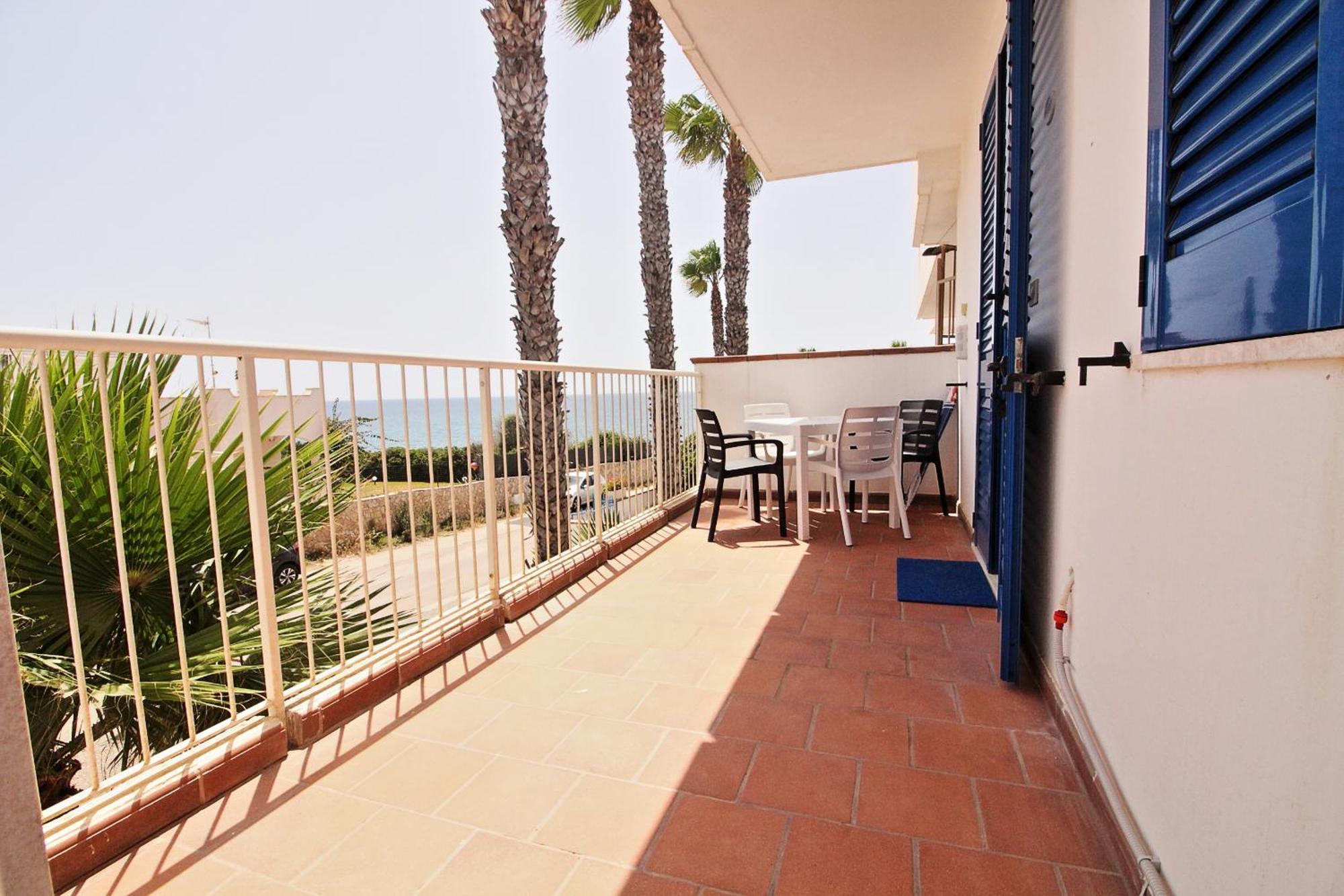 Residence Mare Azzurro Torre San Giovanni Exterior foto